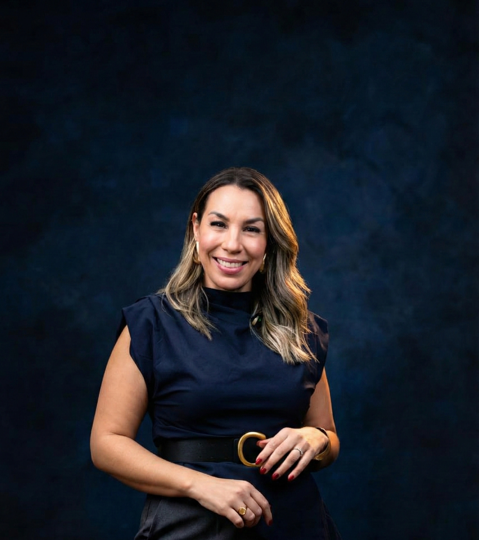 Especialista em Inteligência Digital, neuromarketing e estratégias de vendas com aplicação prática de Inteligência Artificial.